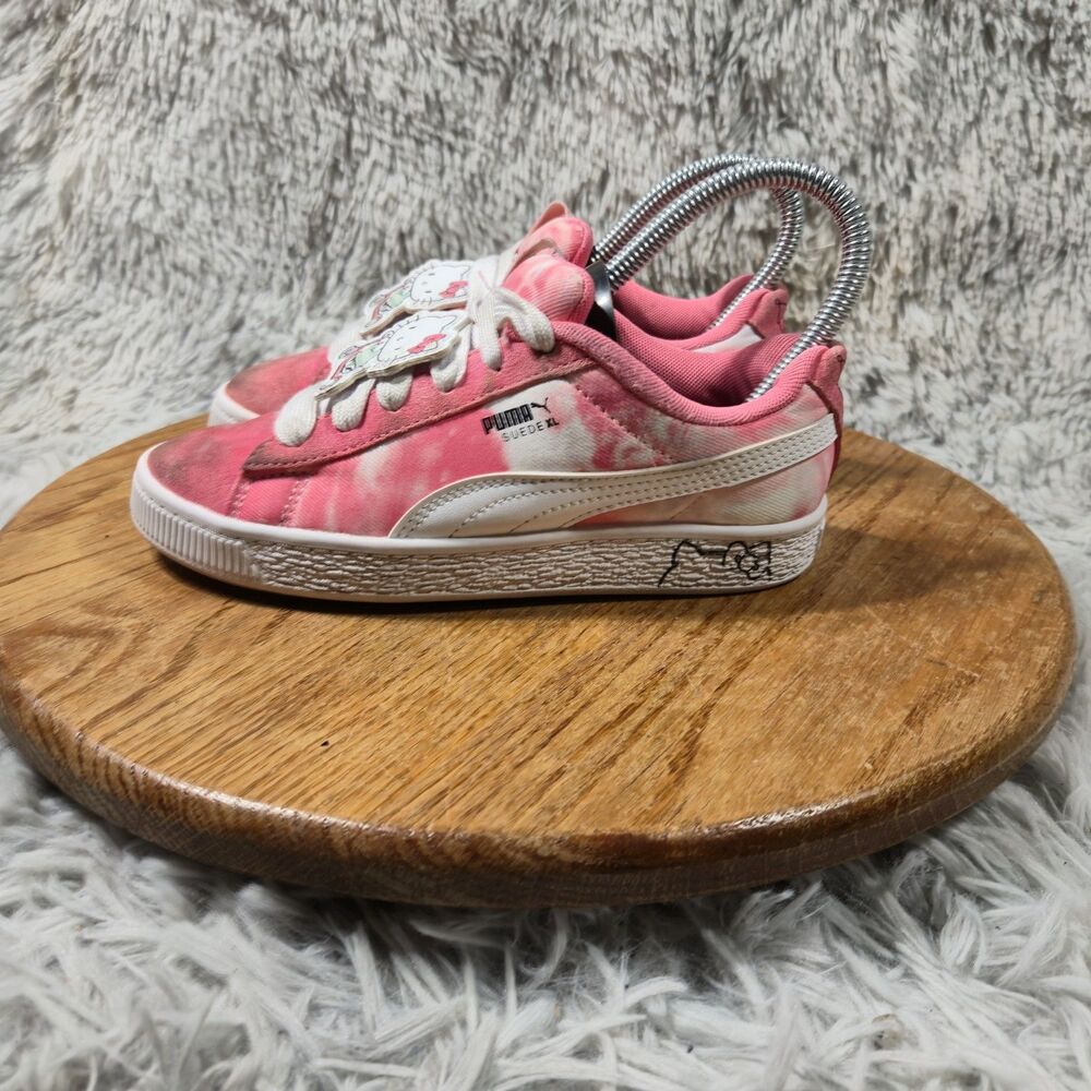 PUMA  X Hello Kitty And Friends Lace Up Sneakers Suede Xl Pink Suede Girls 2.5C